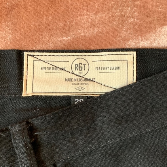 Rogue Territory lightweight black selvedge denim - Picture 2 of 7